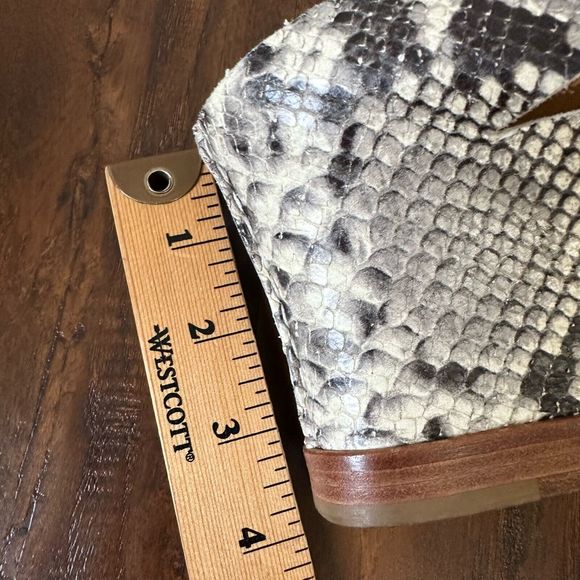 BUTTERO Slip On Open Toe Wedge Sandals in Leather Snakeskin - Picture 10 of 10